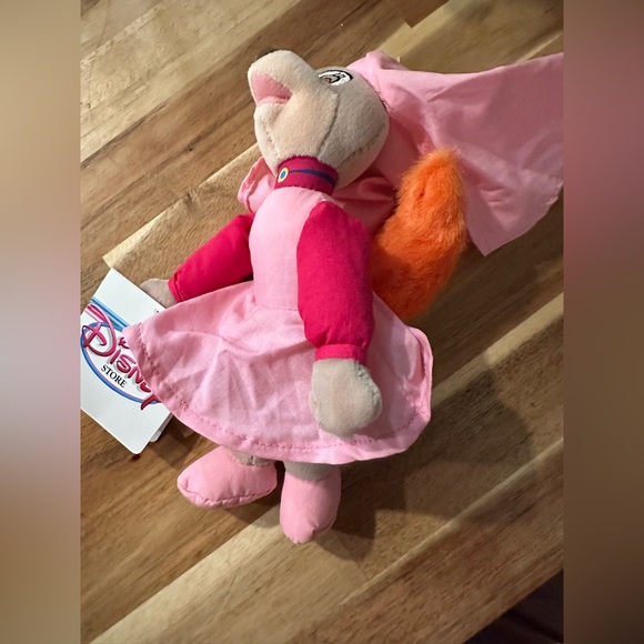 Disney Robbin Hood Maid Marian Mini Bean Bag | 8”| NWT| RETIRED - Picture 2 of 9